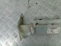 Кронштейн крепления бампера заднего Audi A4, 2000 г.