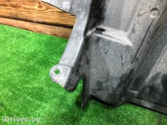 Защита арок передняя правая (подкрылок) BMW X5, 2001 г.