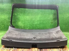 Обшивка крышки багажника Audi A6, 2005 г.