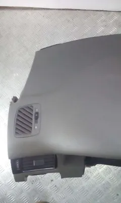 Панель передняя салона (торпедо) Audi A6, 2002 г.