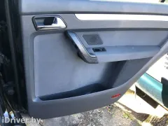 Обшивка двери (дверная карта) комплект Volkswagen Touran, 2006 г.