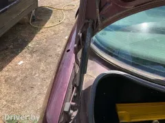 Петля крышки багажника Audi 80, 1991 г.