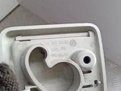 Крючок для одежды Volkswagen Passat, 2012 г.
