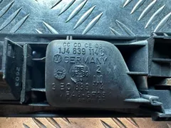 Ручка внутренняя задняя правая Volkswagen Passat, 2001 г.