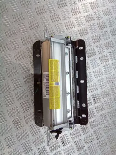 Подушка безопасности пассажира Volkswagen Touareg, 2008 г.