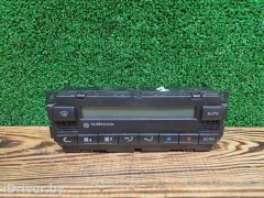 Блок управления печки/климат-контроля Volkswagen Passat, 2000 г.