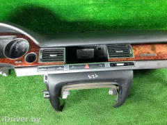 Панель передняя салона (торпедо) Audi A8, 2004 г.