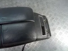 Консоль салона (кулисная часть) Audi Q7, 2007 г.