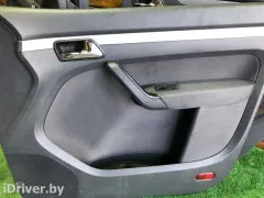 Обшивка двери (дверная карта) комплект Volkswagen Touran, 2005 г.