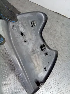 Накладка декоративная на торпедо Audi A4, 2000 г.