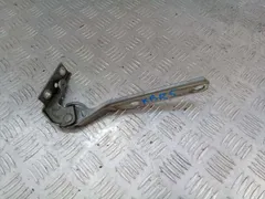 Петля капота левая Volkswagen Passat, 2003 г.