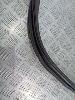 Уплотнитель Audi A4, 2008 г.