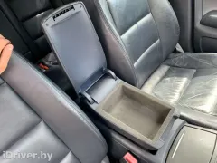 Консоль салона (кулисная часть) Audi A6, 2004 г.