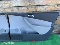 Обшивка двери (дверная карта) комплект Volkswagen Passat, 2007 г.