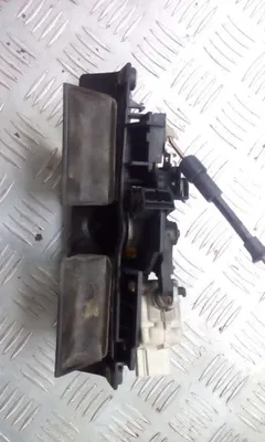 Замок багажника Audi A6, 2001 г.