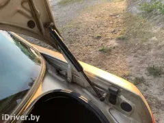 Петля крышки багажника Audi 80, 1991 г.