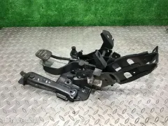 Узел педальный (блок педалей) Volkswagen Sharan, 2002 г.