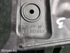 Кронштейн крепления бампера заднего Audi A6, 2000 г.