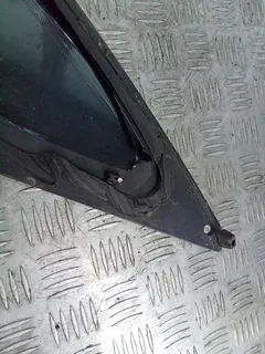 Стекло кузовное боковое левое Audi A8, 2007 г.