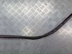 Уплотнитель двери задней левой Audi A4, 2006 г.