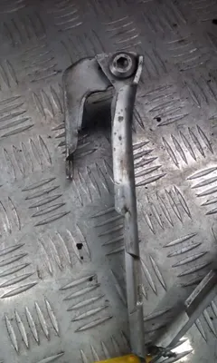 Петля капота Audi A6, 1999 г.