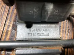 Петля двери задней левой Volkswagen Passat, 2003 г.