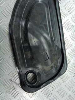 Заглушка Audi A4, 2010 г.