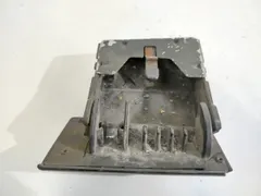 Пепельница Volkswagen Passat, 1990 г.