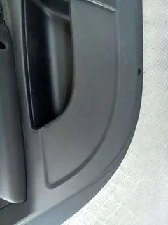Обшивка двери задней левой (дверная карта) Audi A6, 2009 г.