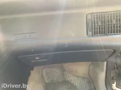 Бардачок Audi 80, 1991 г.
