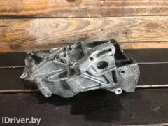Кронштейн компрессора кондиционера Audi A4, 1999 г.