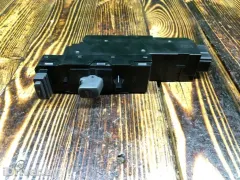 Кнопка стеклоподъемника переднего правого Volvo S80, 2002 г.