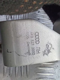 Петля крышки багажника Audi A6 allroad, 2007 г.