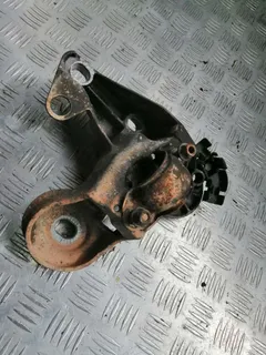 Кронштейн стабилизатора Volkswagen Passat, 1999 г.