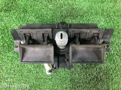 Ручка крышки багажника Audi A6, 2004 г.