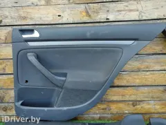 Обшивка двери (дверная карта) комплект Volkswagen Golf, 2005 г.