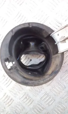 Лючок топливного бака Volkswagen Passat, 2000 г.