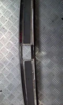 Накладка внутренняя на заднюю панель кузова Audi A6 allroad, 2002 г.