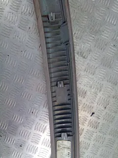 Обшивка стойки передней правой Audi A6 allroad, 2001 г.