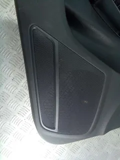 Обшивка двери передней левой (дверная карта) Audi A4, 2008 г.