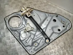 Стеклоподъемник задний правый Volkswagen Passat, 2003 г.
