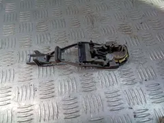 Скелет ручки наружной передней левой Volkswagen Passat, 2003 г.