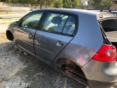 Стекло двери задней левой Volkswagen Golf, 2005 г.