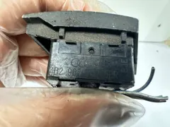 Кнопка центрального замка Audi A6, 2002 г.