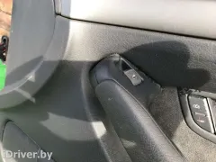 Кнопка стеклоподъемника переднего правого Audi A8, 2004 г.