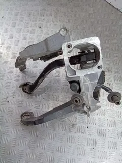 Узел педальный (блок педалей) Audi A4, 2002 г.