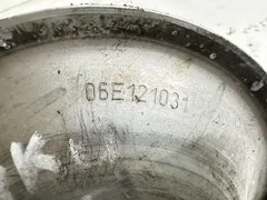 Шкив помпы Audi A6, 2006 г.