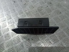 Лючок топливного бака Volkswagen Passat, 1998 г.