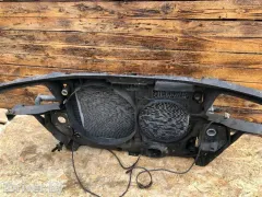 Передняя панель крепления облицовки (телевизор) Audi A6, 2002 г.
