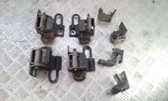 Петля двери Audi A6, 2000 г.